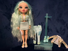 L.O.L. Surprise! Rainbow High