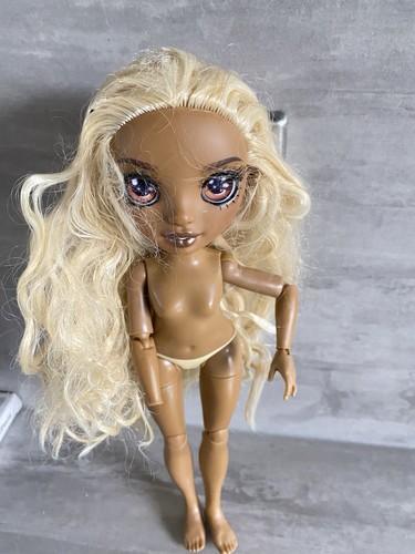 Rainbow high fashion doll - high, in
