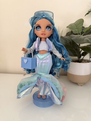 Rainbow high doll - , winter
