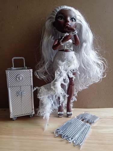 Rainbow high doll ayesha - high,