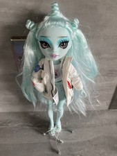 Rainbow High Fashion Doll