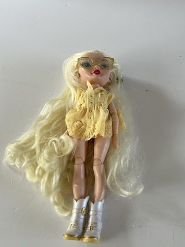 Rainbow high delilah fields - rainbow,